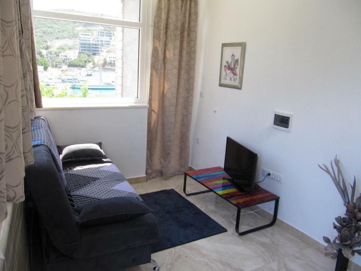 קורצולה Apartmans And Rooms Dunjini Dvori מראה חיצוני תמונה