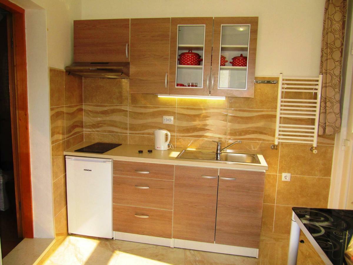 קורצולה Apartmans And Rooms Dunjini Dvori מראה חיצוני תמונה